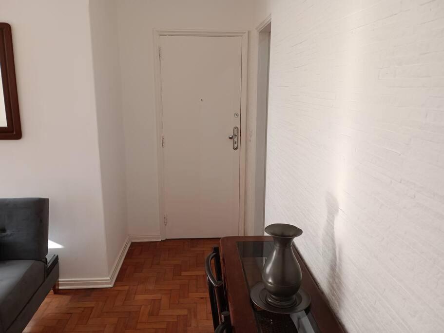 Comodidade No Meio De Copacabana Apartamento